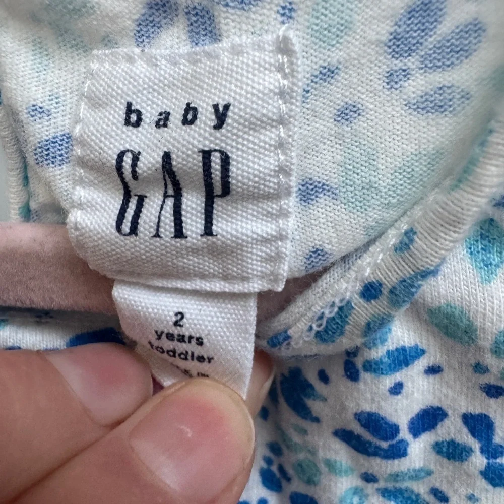 NWOT Baby Gap 2T Girls Floral Blue & White Short Cinched Sleeve Blouse